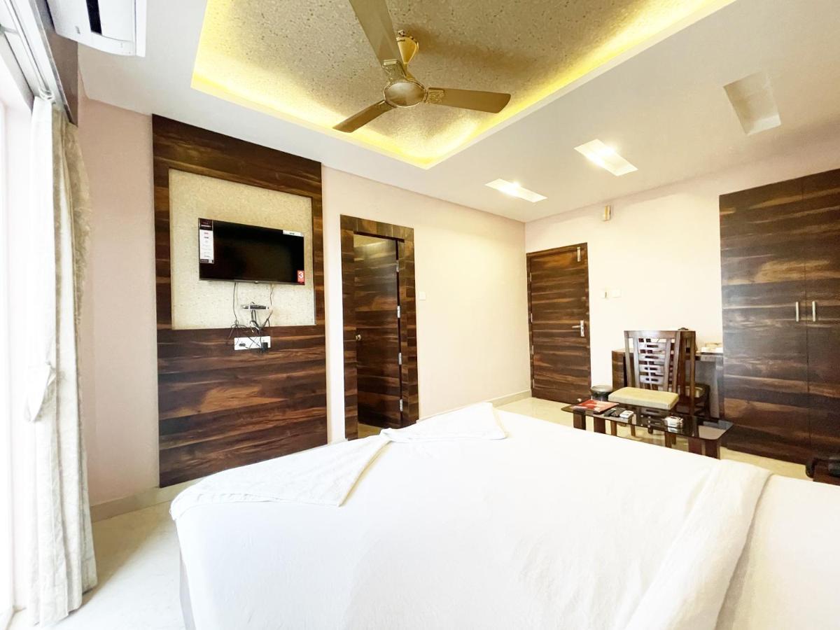 Shree Ganesh Hotel Пурі Екстер'єр фото
