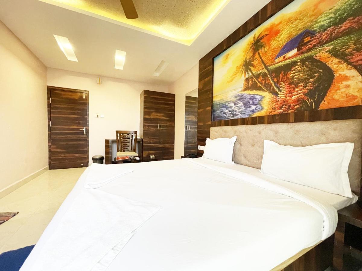 Shree Ganesh Hotel Пурі Екстер'єр фото