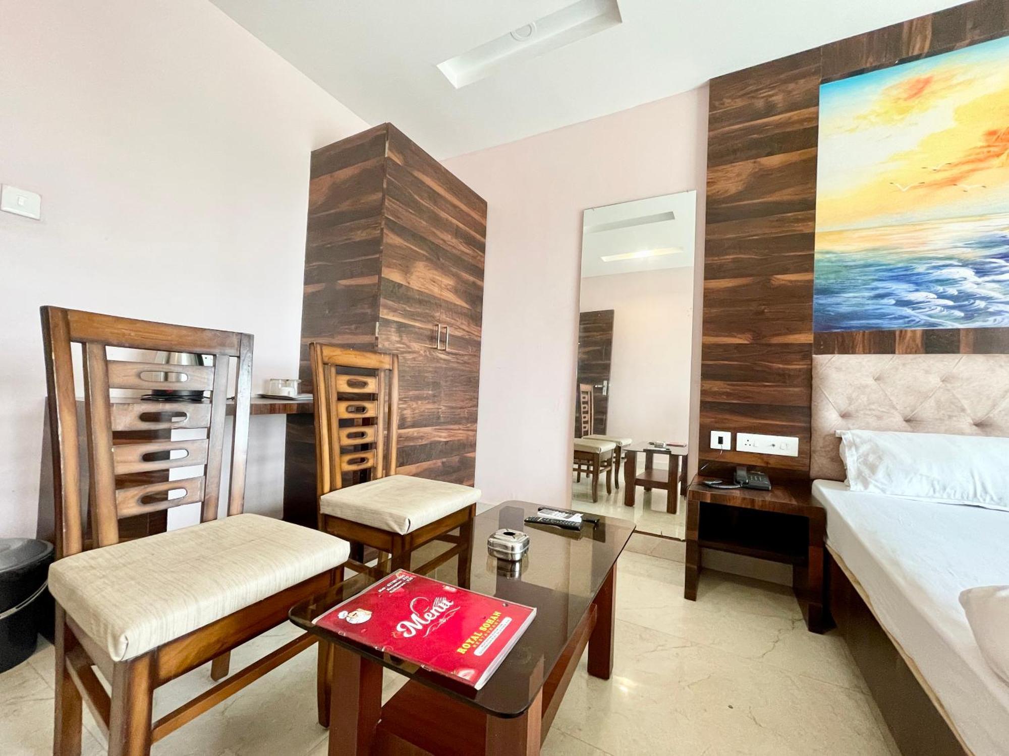 Shree Ganesh Hotel Пурі Екстер'єр фото